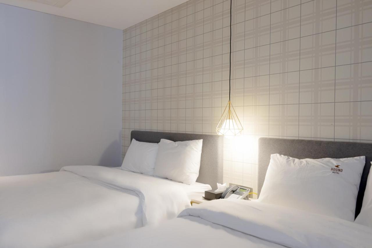 Hound Hotel Seomyeon-Beomcheon Busan Buitenkant foto